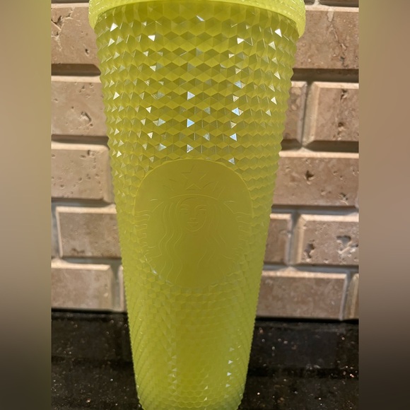 Starbucks Glow In The Dark Lemongrass Studded Bling Tumbler Venti 24oz 2022 - Picture 2 of 3
